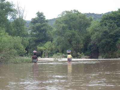 river photo